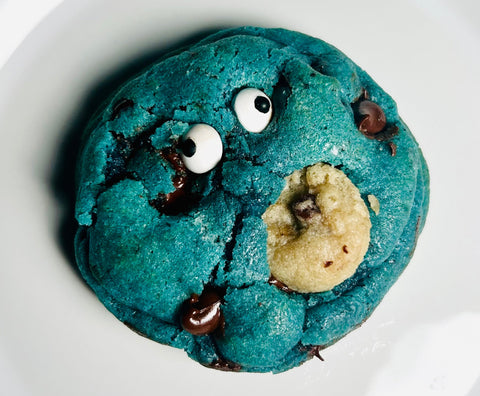 🍪 Cookie Monster Cookie (3 oz Gourmet Size)