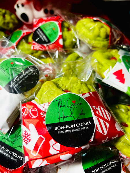 The Grinch Heart Cookie – 3 oz❤️